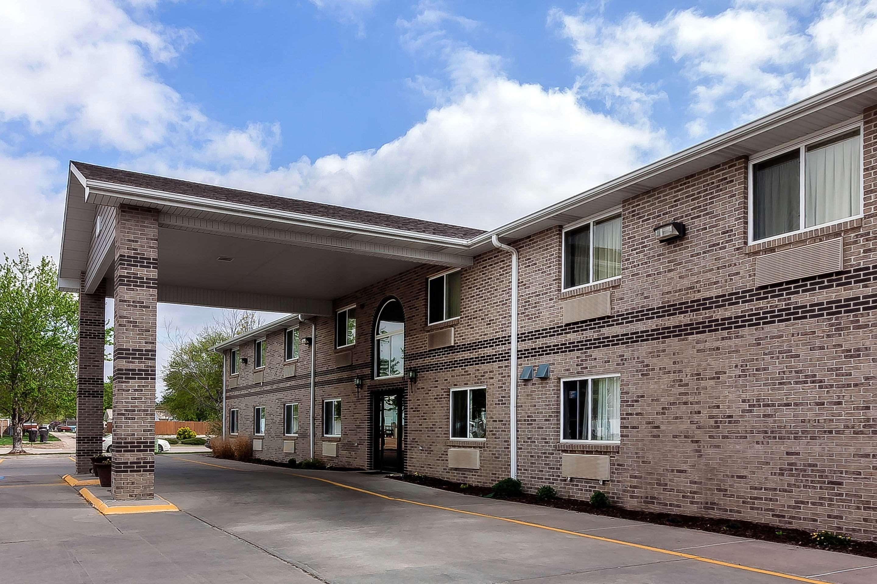 Rodeway Inn Holdrege Exterior photo