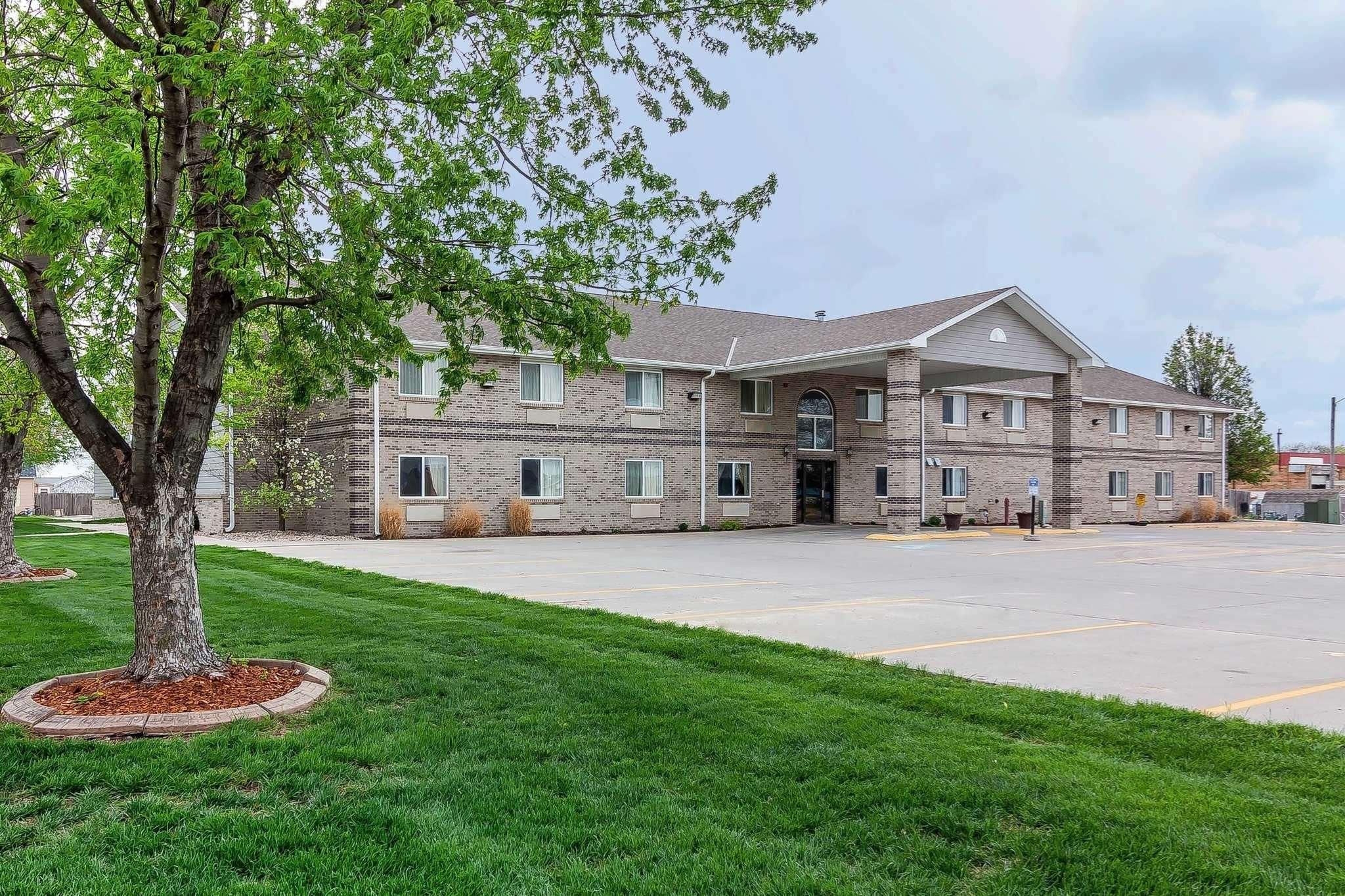 Rodeway Inn Holdrege Exterior photo